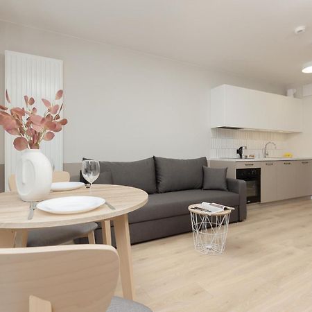 Aparthotel Mokotow Business Center By Noclegi Renters Warschau Buitenkant foto
