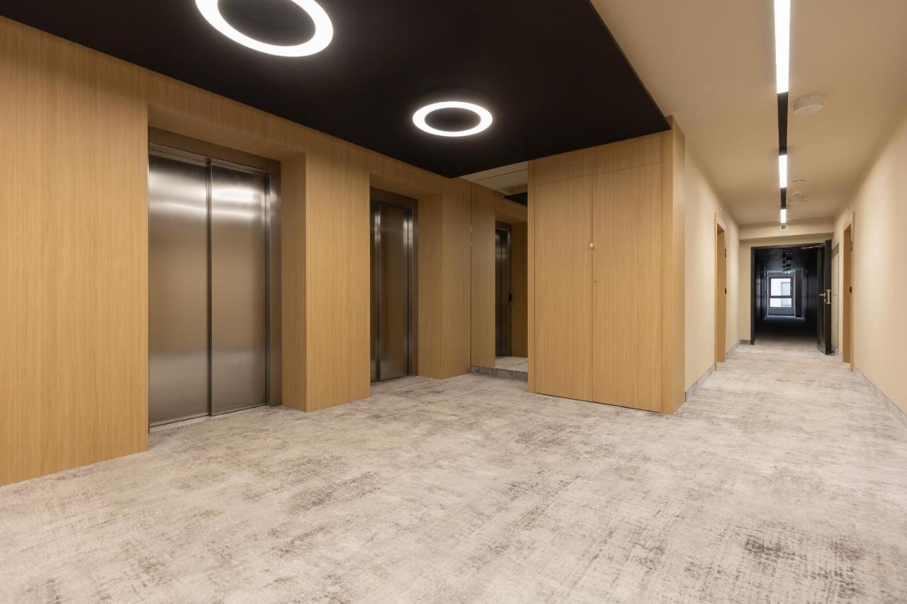 Aparthotel Mokotow Business Center By Noclegi Renters Warschau Buitenkant foto