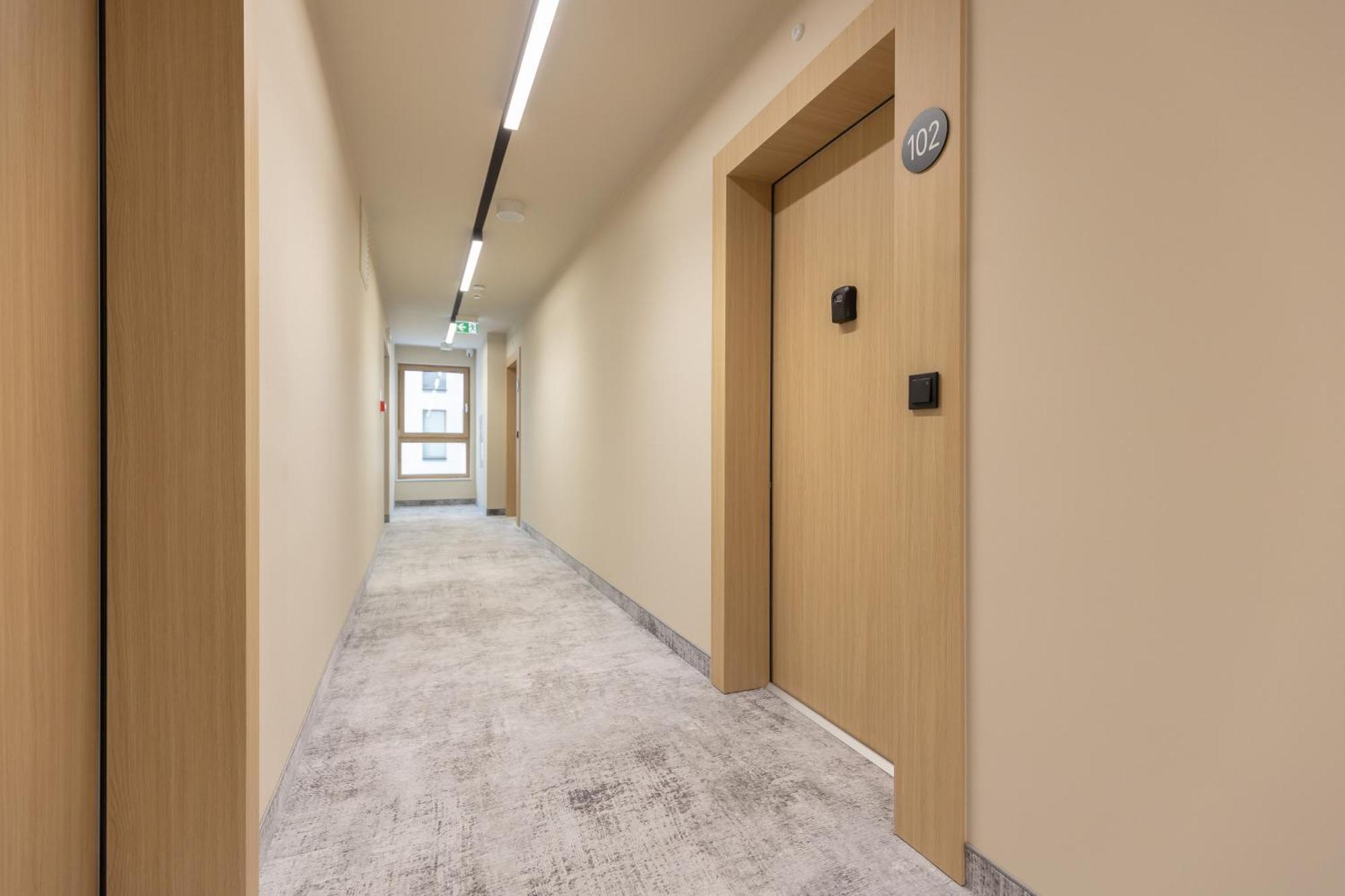 Aparthotel Mokotow Business Center By Noclegi Renters Warschau Buitenkant foto